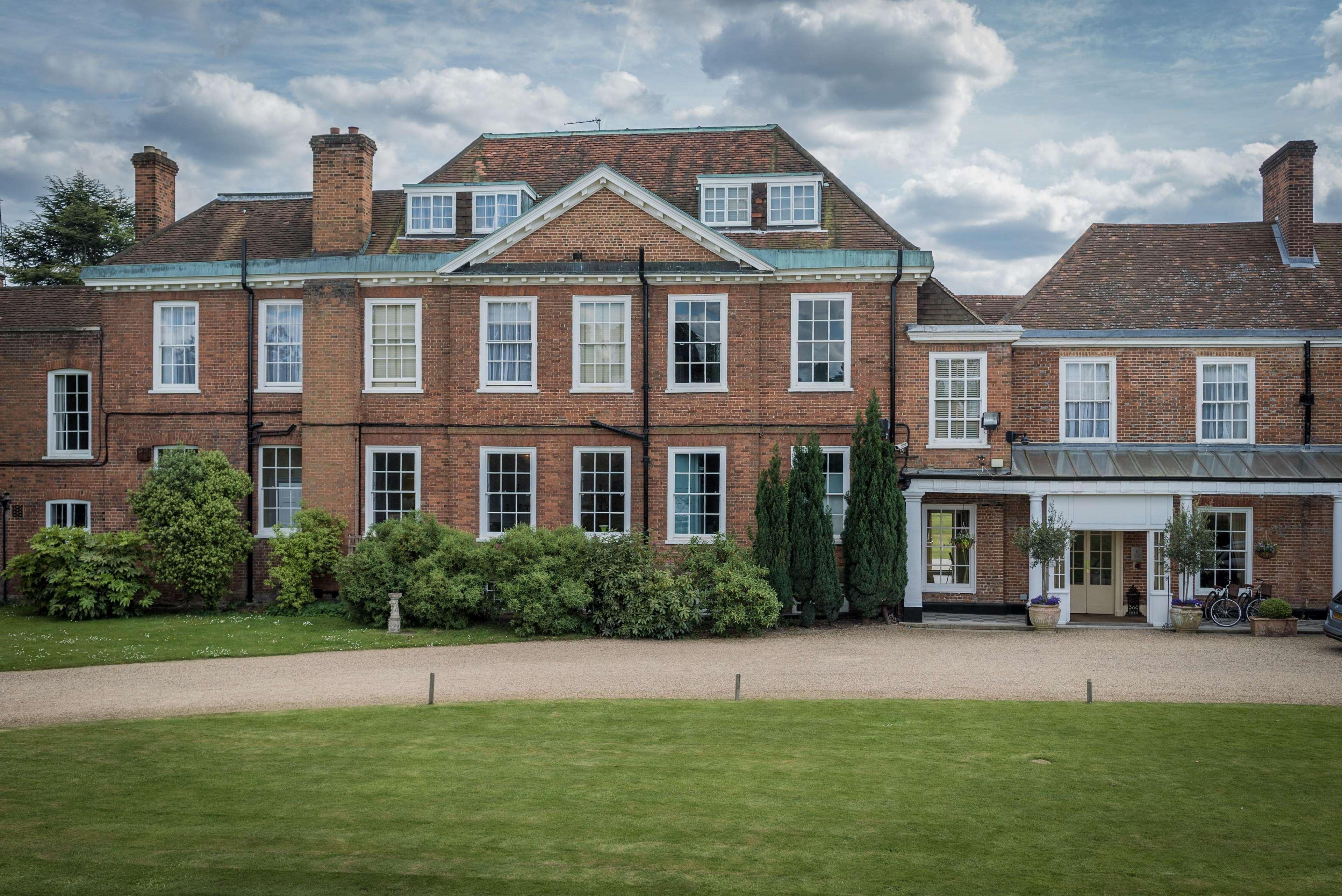 Hotel Stoke Place- Part Of The Cairn Collection 4*